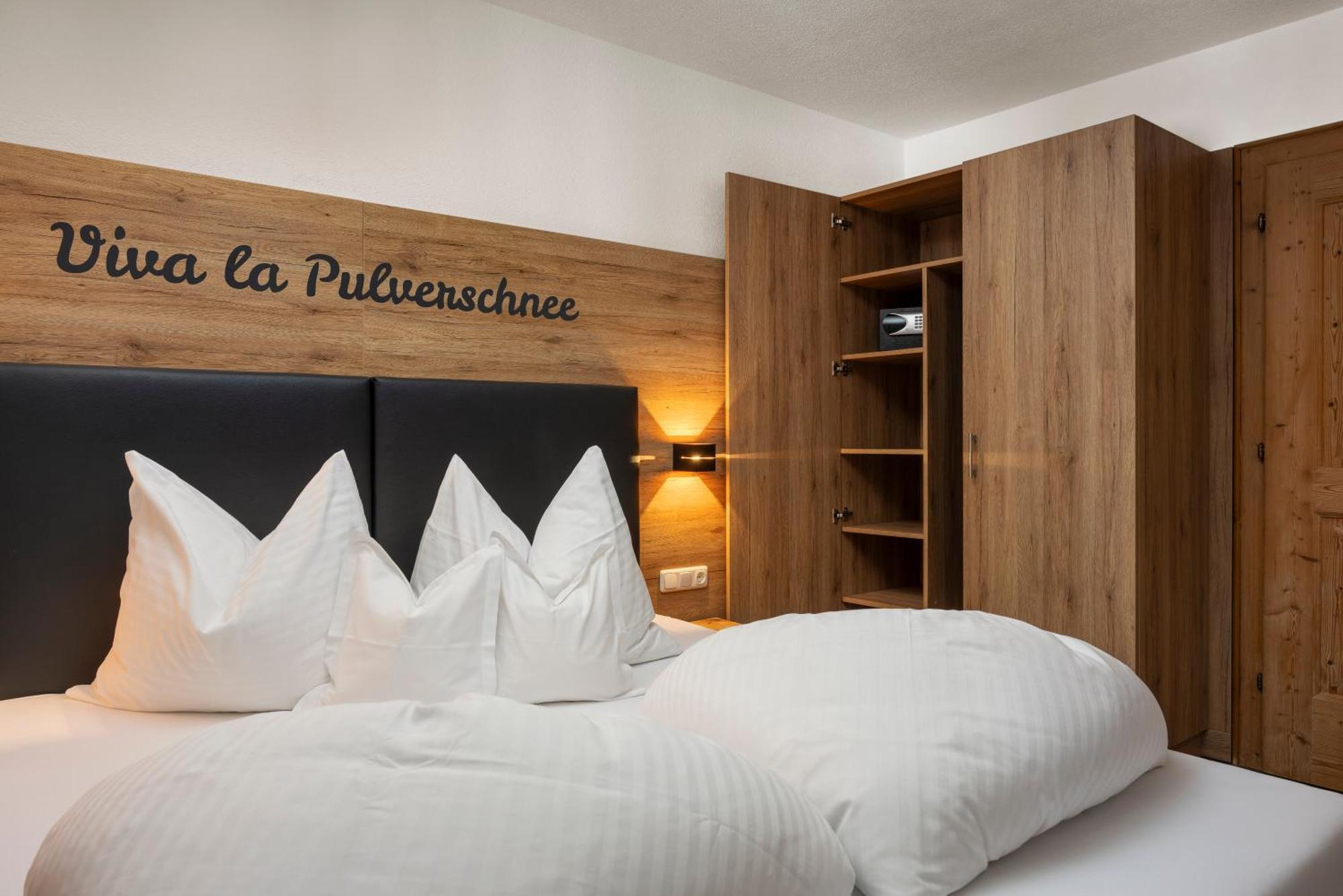 Landhaus Albert Murr Sankt Anton am Arlberg Bagian luar foto